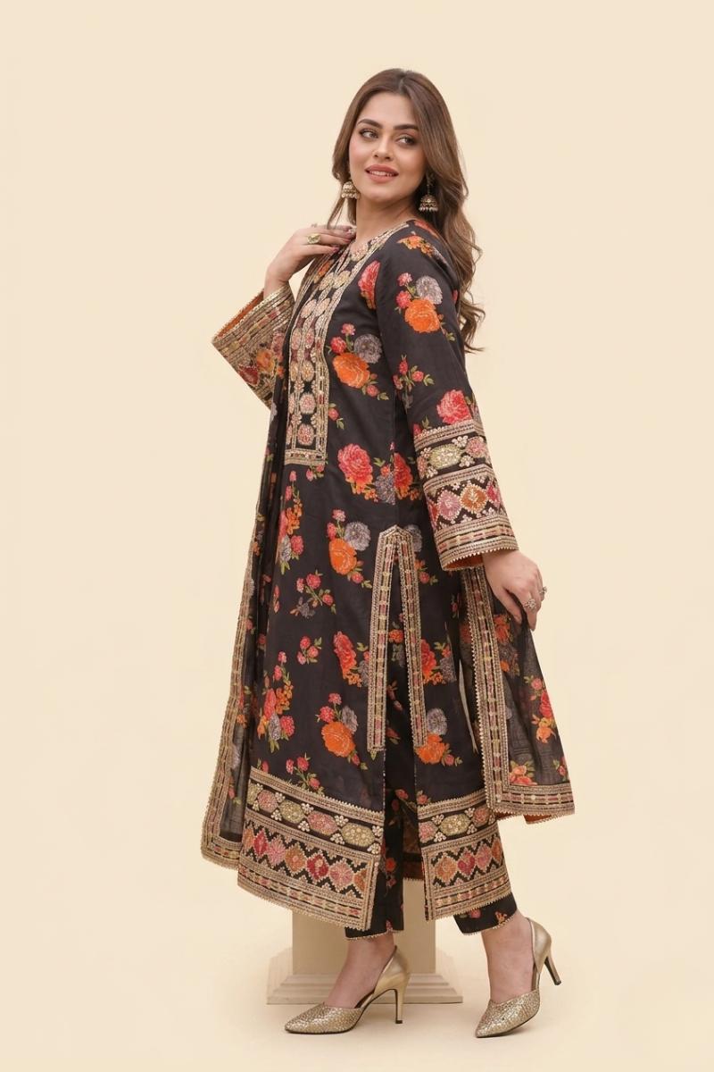 Floral_embroidery_black_suit_set